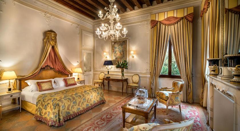 Relais et Chateaux Hotel Villa Franceschi