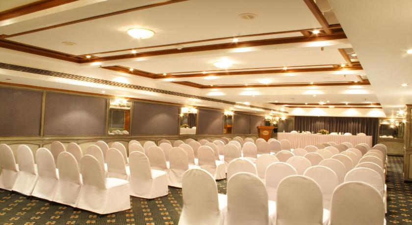 Aditya Park -A Sarovar Portico Hotel