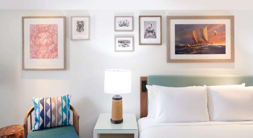 Image of Alojamiento con vistas al complejo - Cama extragrande - Adaptado para personas con discapacidad (Accessible Resort View with One King Bed) 14