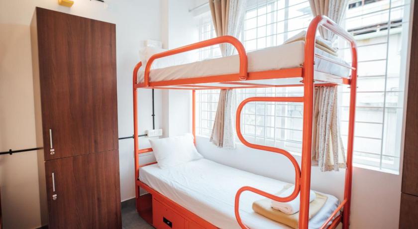 Image of Single Bed in Male Dormitory Room 0