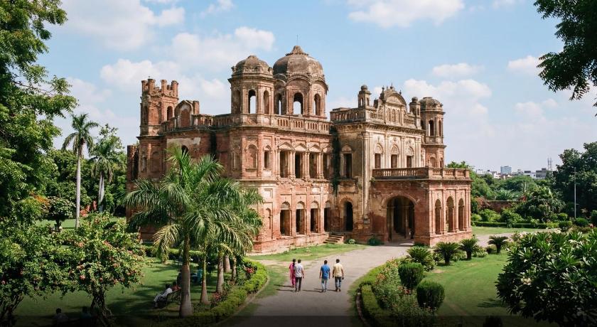 Townhouse Lucknow Emerald Mall - image 15