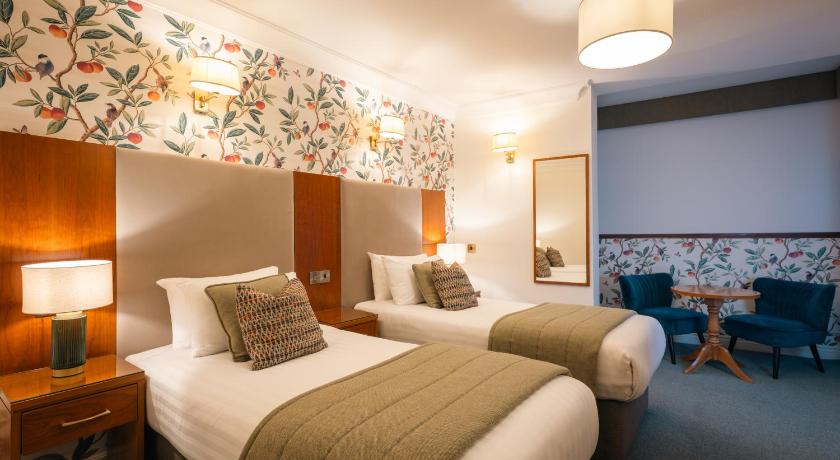 Image of Twin Room 1