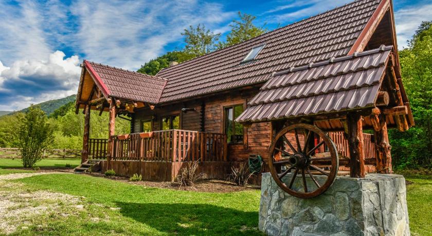The Little Mountain Cabin — Hotel in Turnu Ruieni