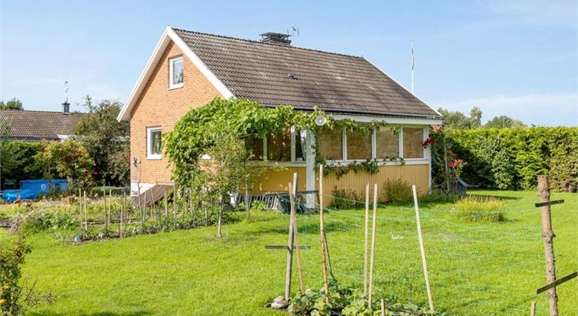 Lagenhet i villa i Adolfsberg