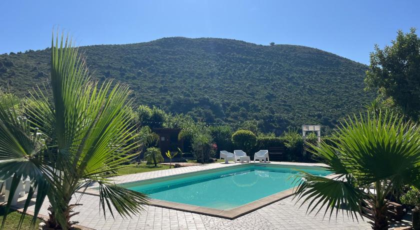 Casa De Crescenzo con piscina