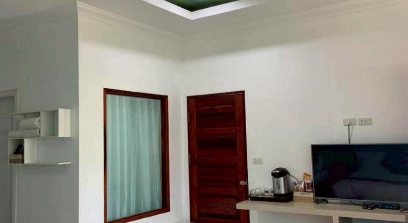 Image of Standard Quadruple Room 3