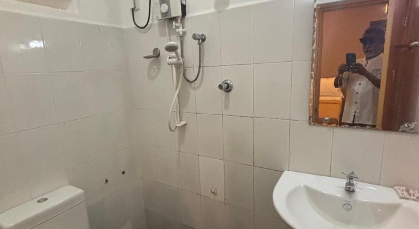 Image of Standard Double Room 13