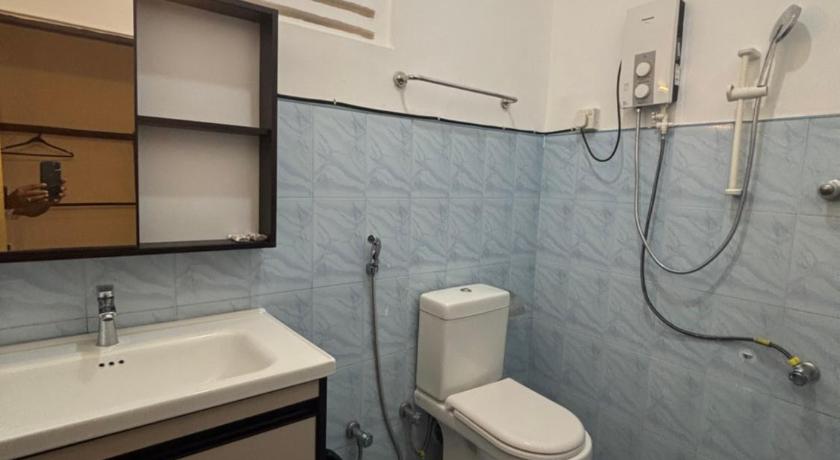 Image of Standard Family Room 3