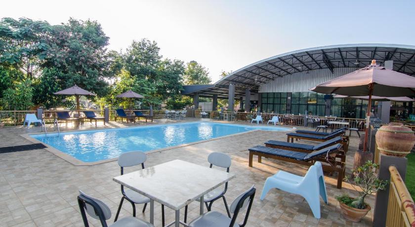 カオヤイ Grandsiri Resort Khaoyai 3つ星 ホテル レストラン