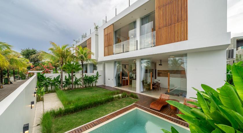 Tampilan Karma Villa - Spacious Ocean View Stay with Pool & Rooftop