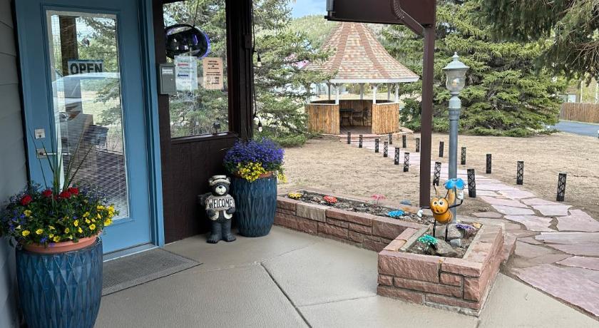 Columbine Inn
