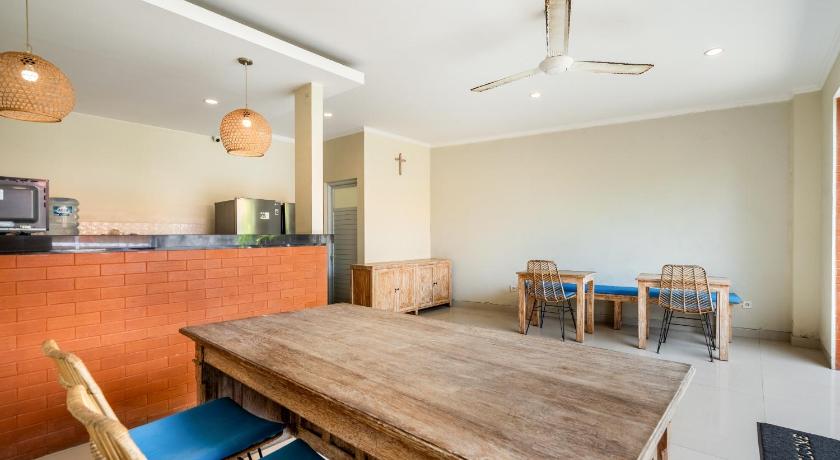 Manna Bali Guesthouse by Seven Boards - image 3