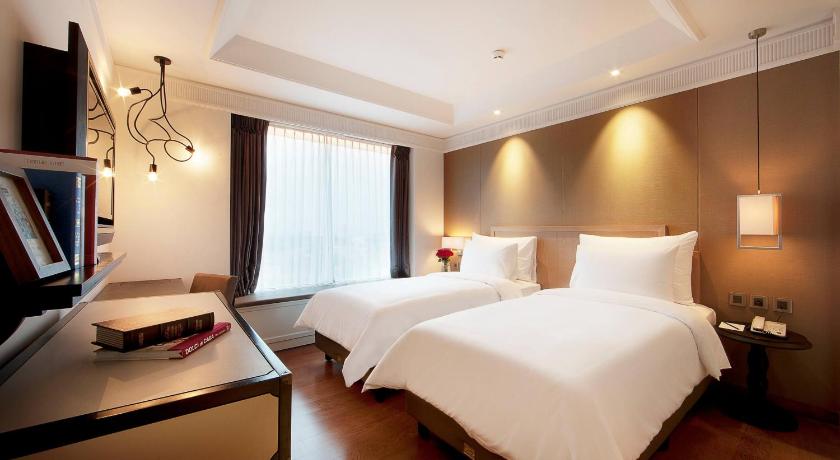 Image of Deluxe Twin Bed 0