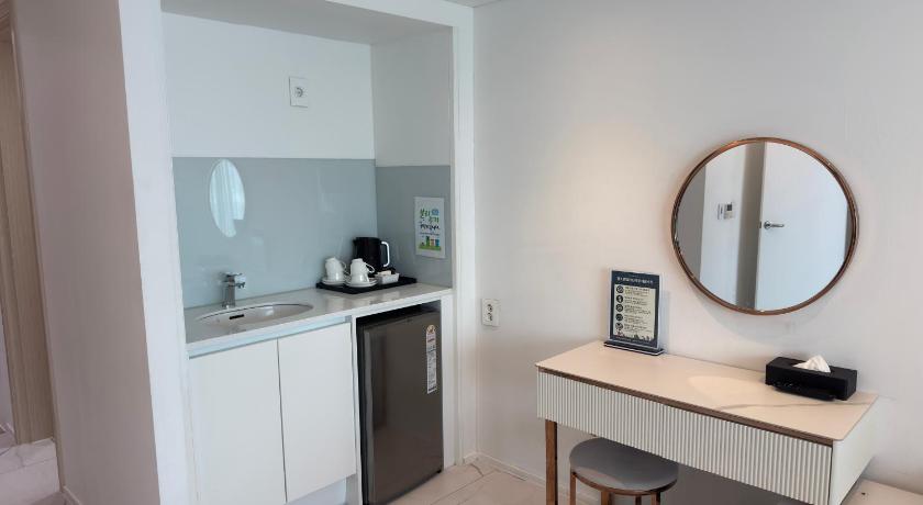 Image of Junior Suite Ocean View 1