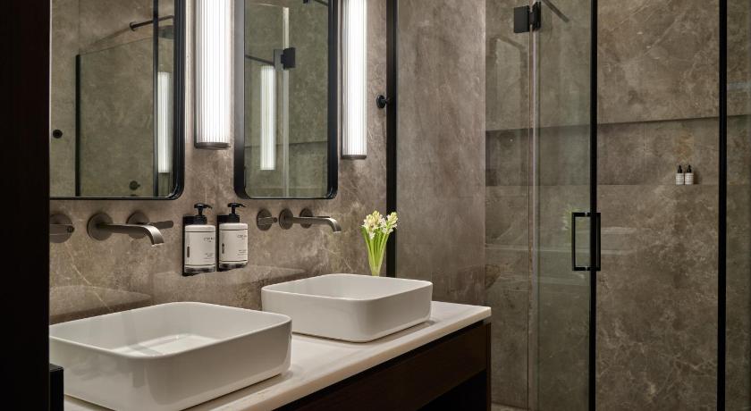 Image of Sea View Suite 13