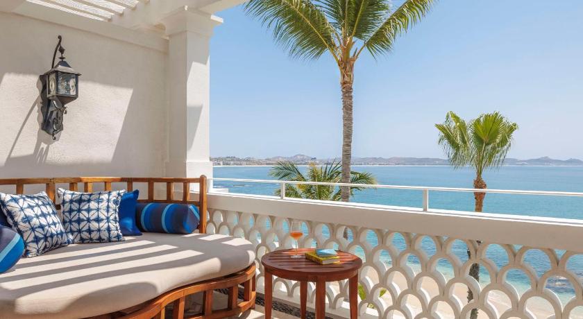 Image of Junior Suite - Ocean Front 1