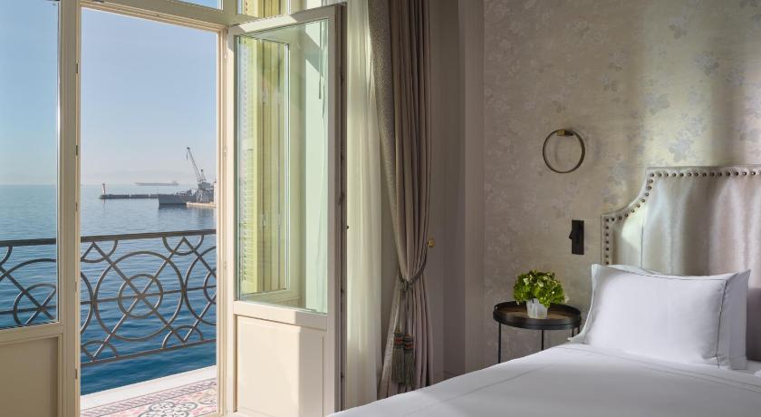 Image of Grand Suite Room 16