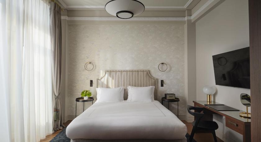 Image of Grand Suite Room 15