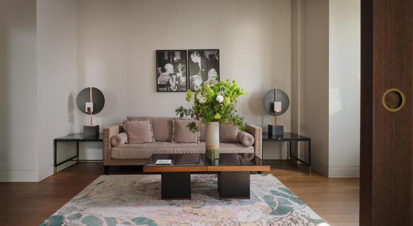 Image of Grand Suite Room 12