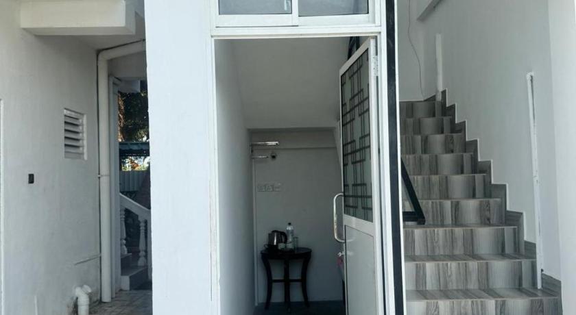 Imagen de Single Room with Lake View 10