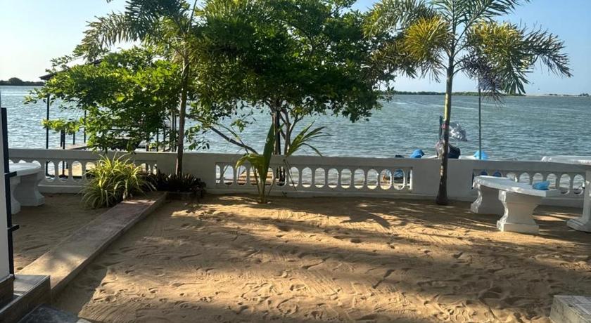 Imagen de Single Room with Lake View 14
