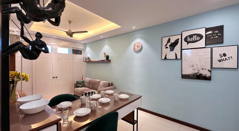 Image of One-Bedroom Apartment with Balcony 1