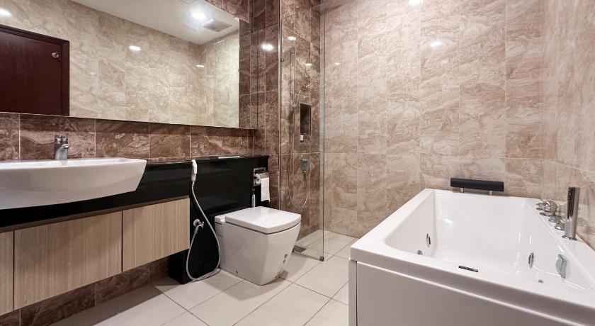 Image of One-Bedroom Apartment with Balcony 2