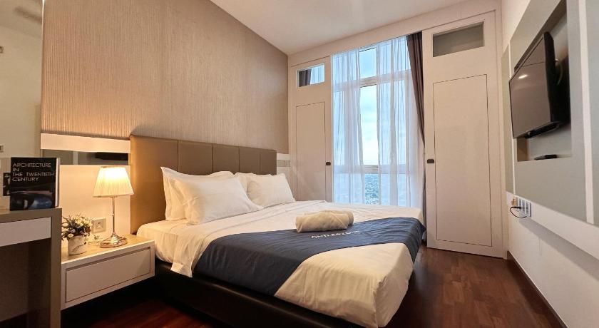 Image of One-Bedroom Apartment with Balcony 6