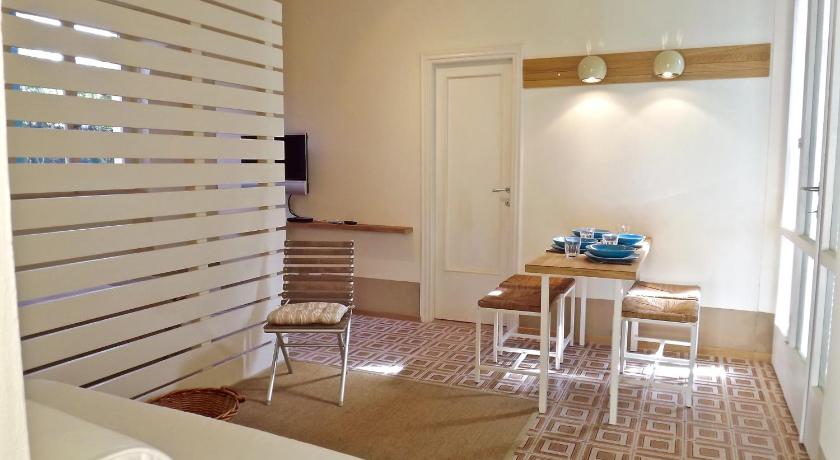 Perla Marina Apartment – 200 Metres
