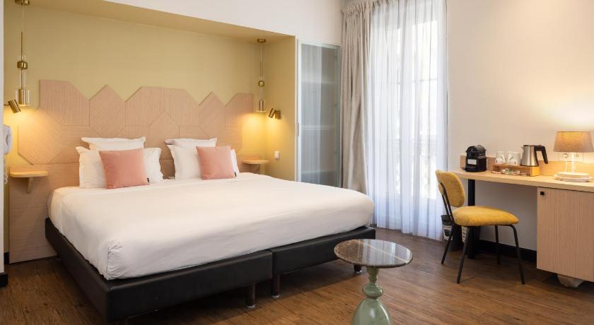 Image of Junior Suite Double or Twin 4