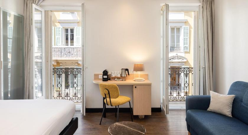 Image of Junior Suite Double or Twin 13