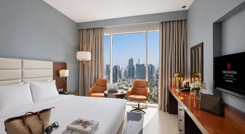Image of Executive Queen Bed 0