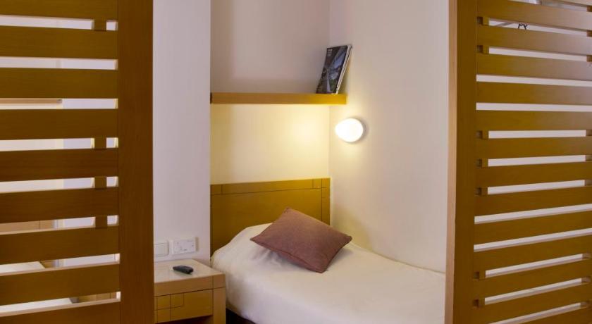 Image of Family Suite with Pool View 1
