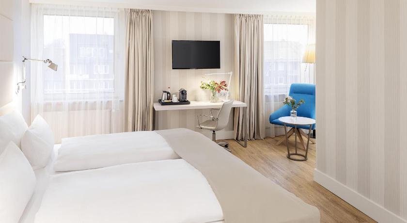Image of Superior Room 1