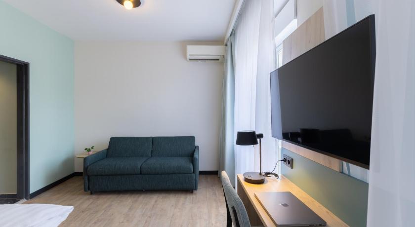 Image of Comfort Room 15