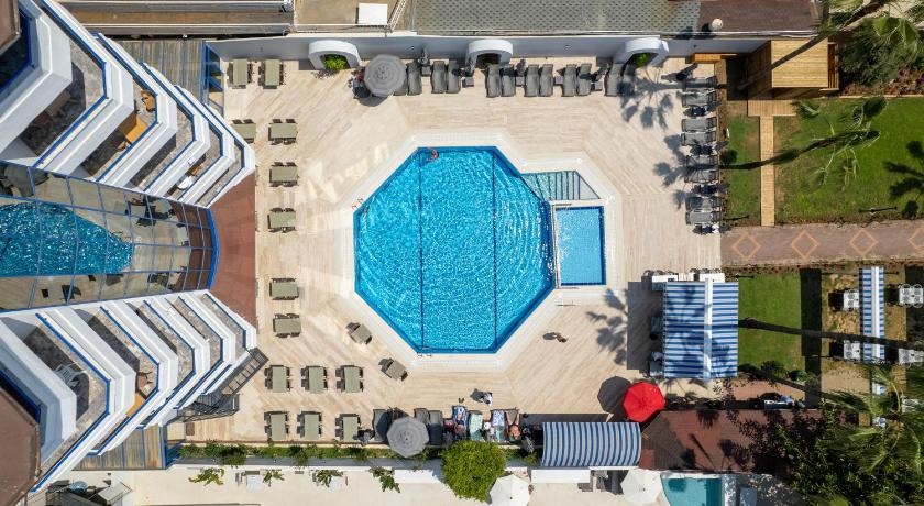 Elysee Beach Hotel - image 46