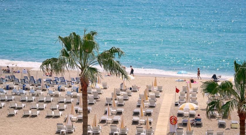 Elysee Beach Hotel - image 43