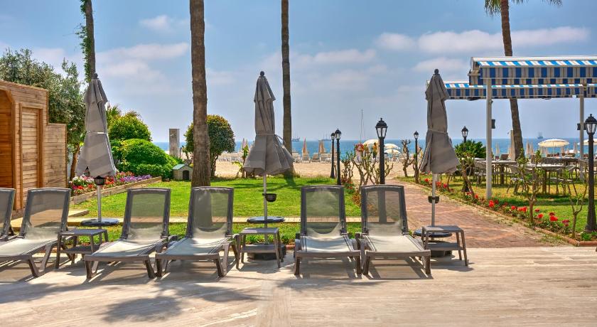 Elysee Beach Hotel - image 27