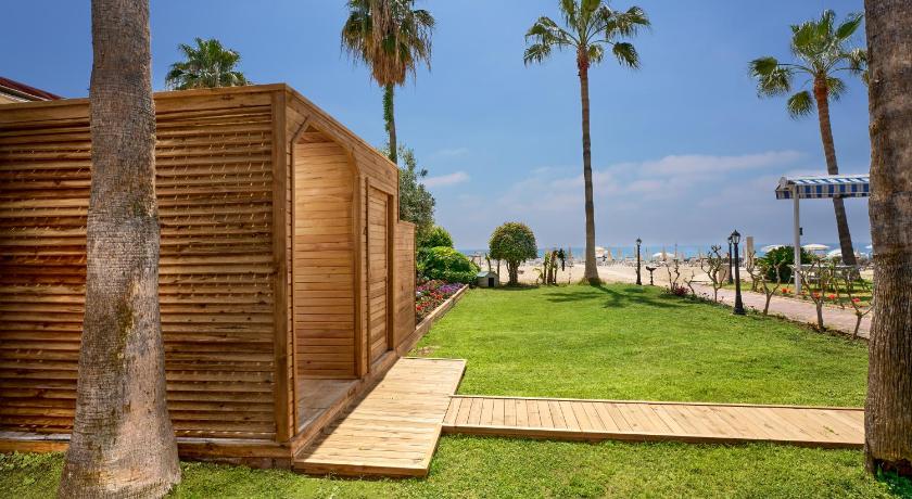 Elysee Beach Hotel - image 45
