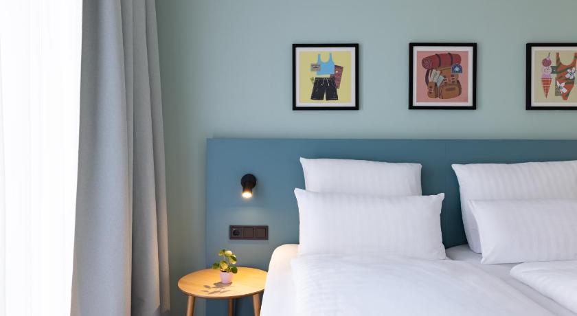 Image of Comfort Room 13