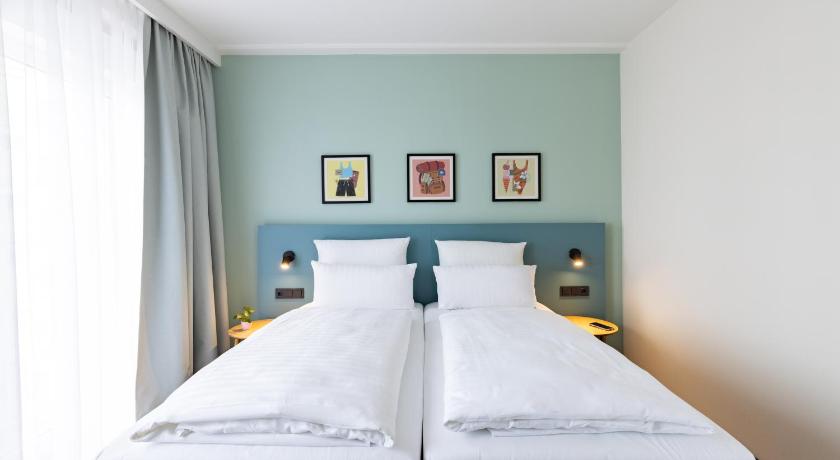Image of Comfort Room 4