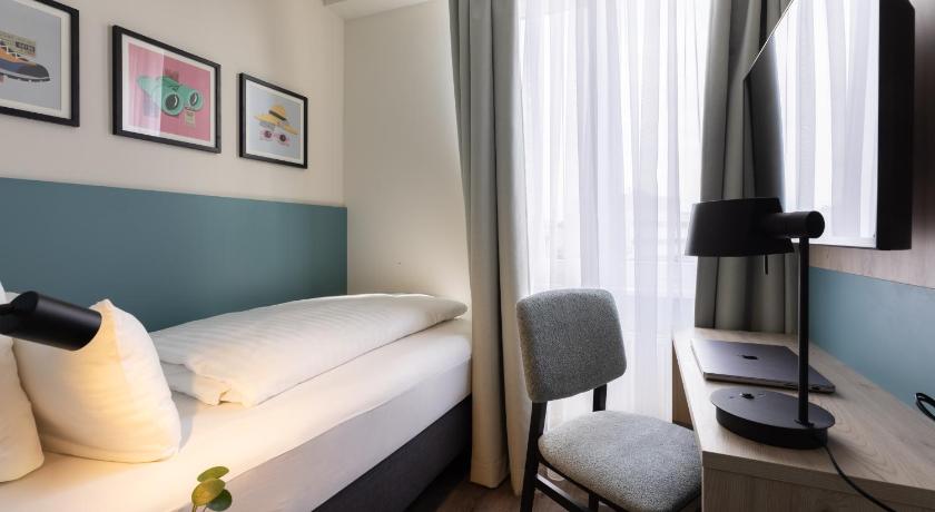 Image of Economy Room 10