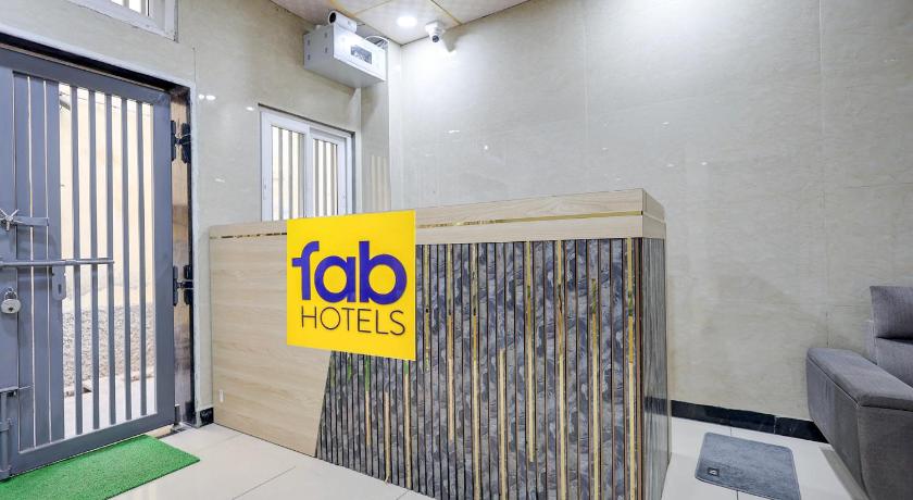 FabHotel Shivangan - 200M From Banke Bihari Temple Vrindavan - image 16