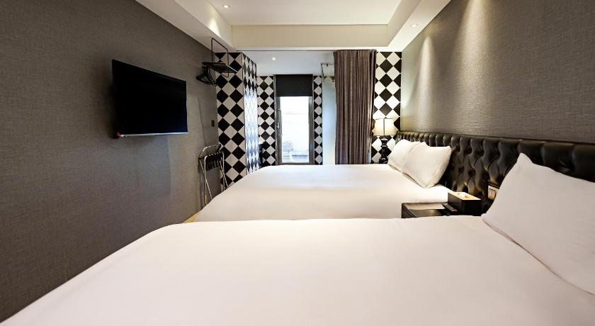 Image of Triple Deluxe Room 0