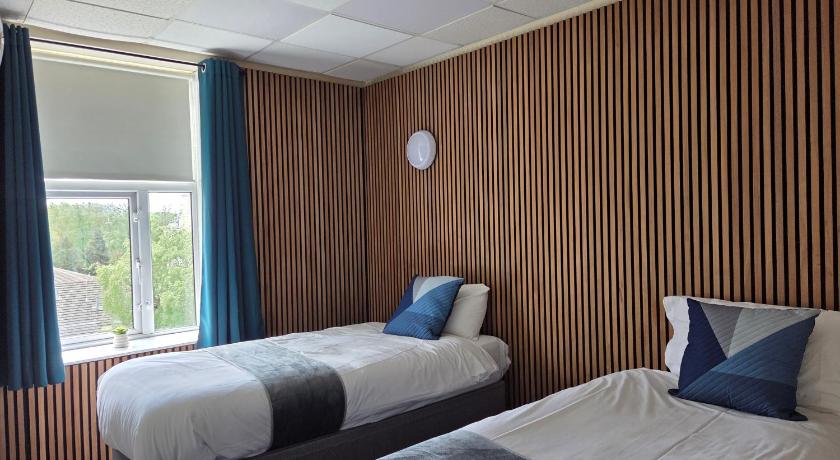 Image of Standard Family Room 4