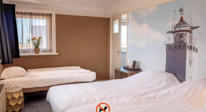 Image of Basic Triple Room 1