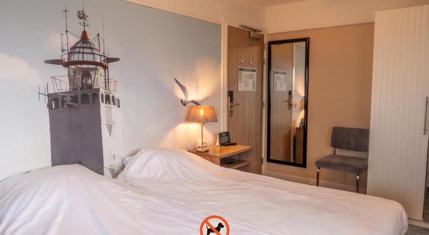 Image of Basic Triple Room 0