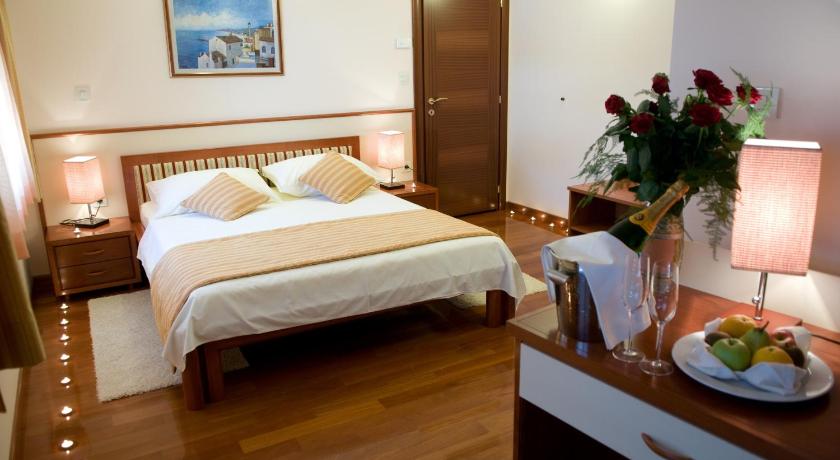 Hotel Trogir Palace photo
