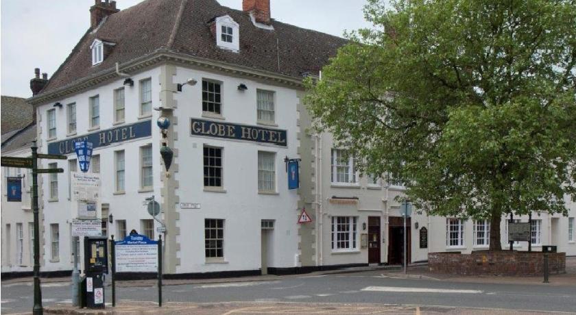 Globe Hotel Wetherspoon photo