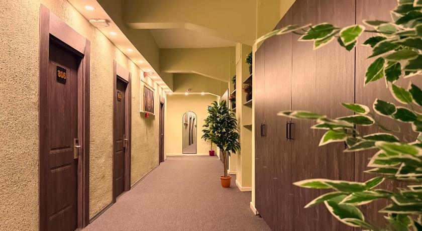 Mays By Rich Hotel - image 4
